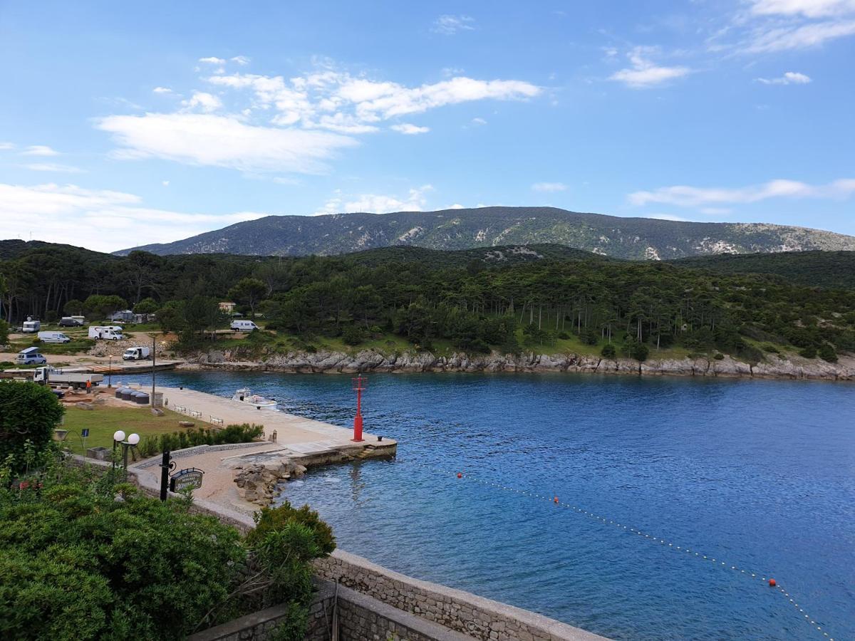 Stella Apsyrtides Apartma